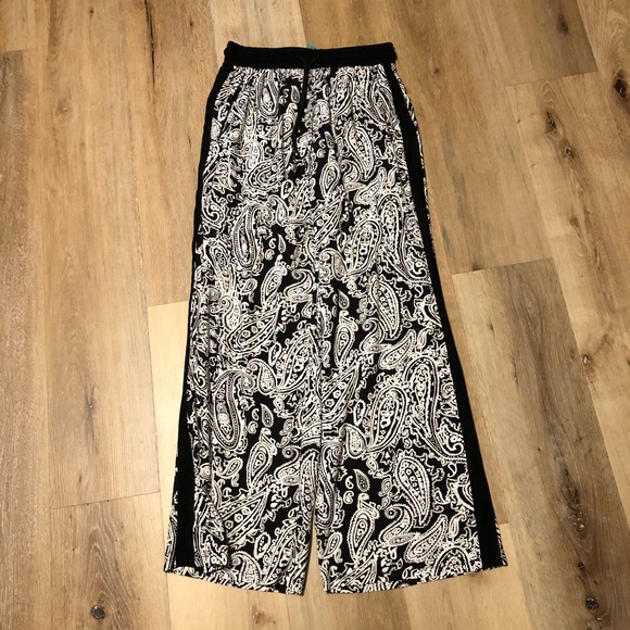NWT Mint Green Palazzo Pants - Picture 1 of 9
